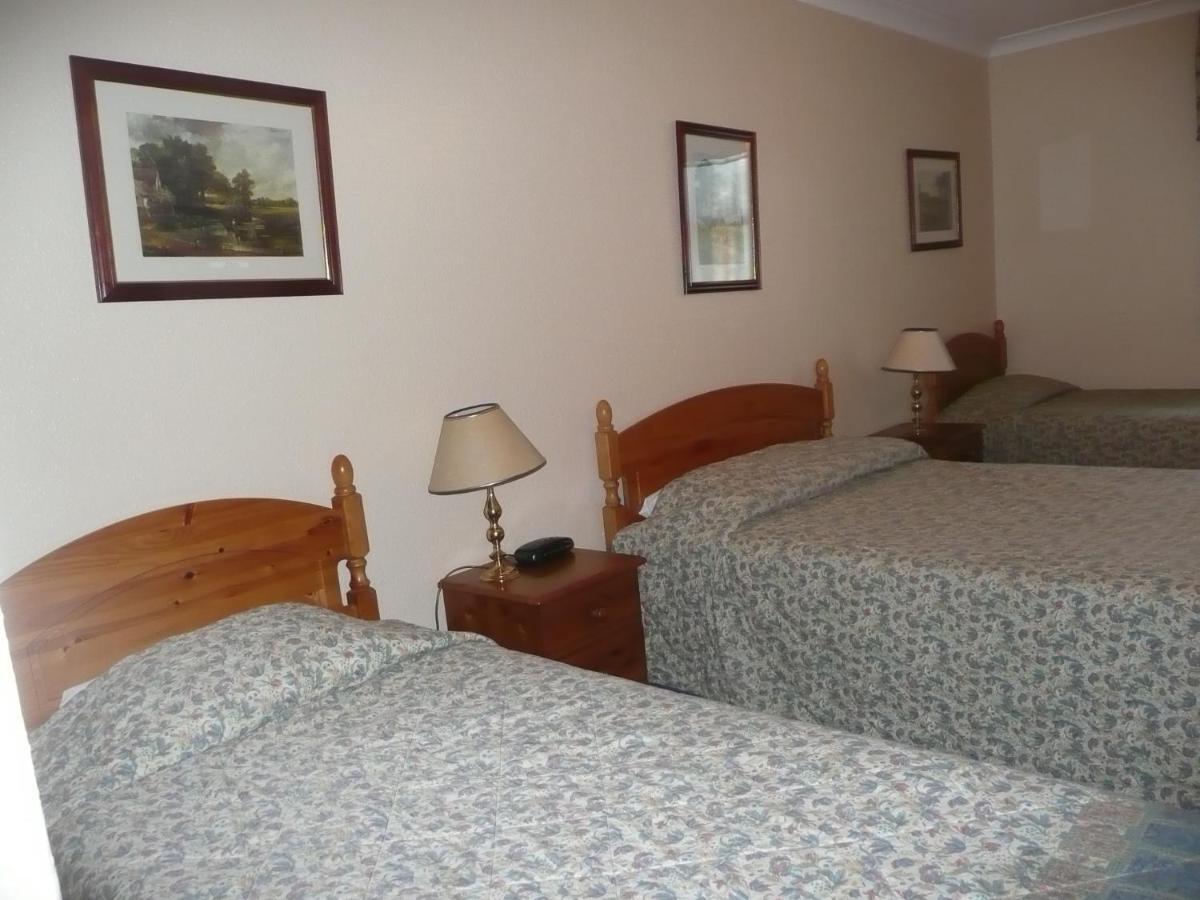Cottage Guest House Хитроу Экстерьер фото